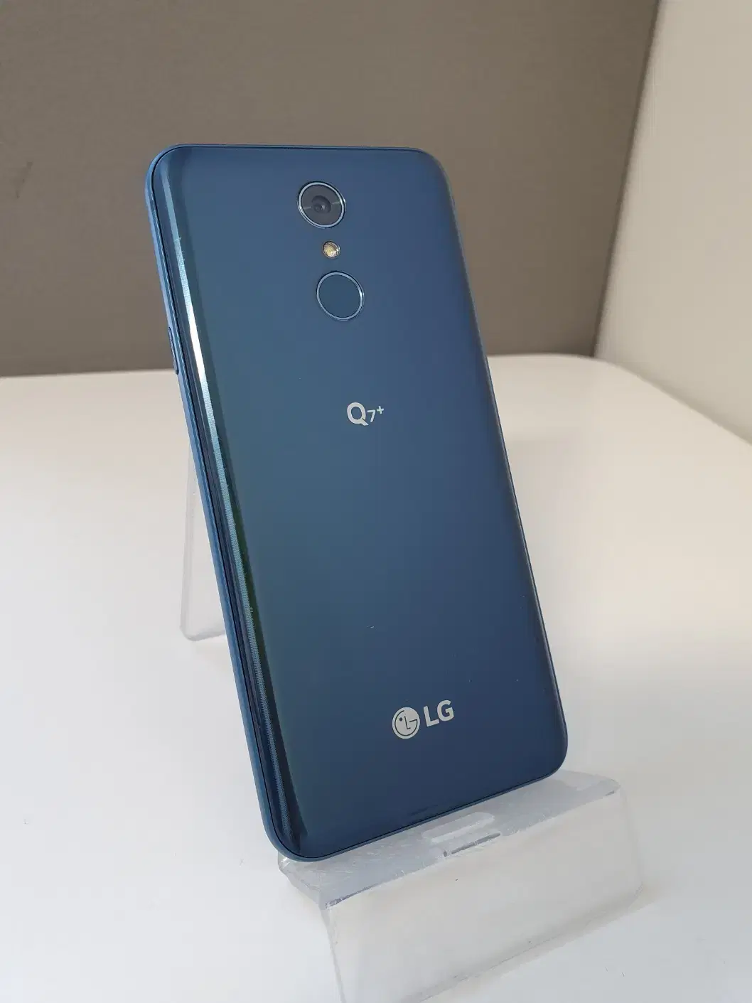 LG Q7플러스 (0053064)